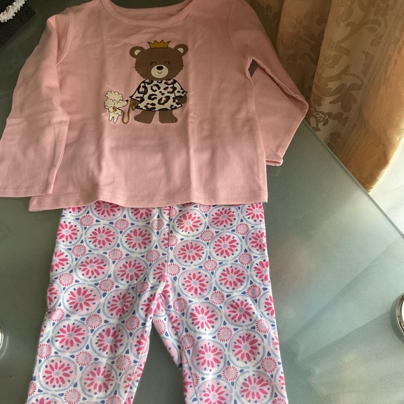 Other - Set Top/ Pants Baby girl Sz 24 M